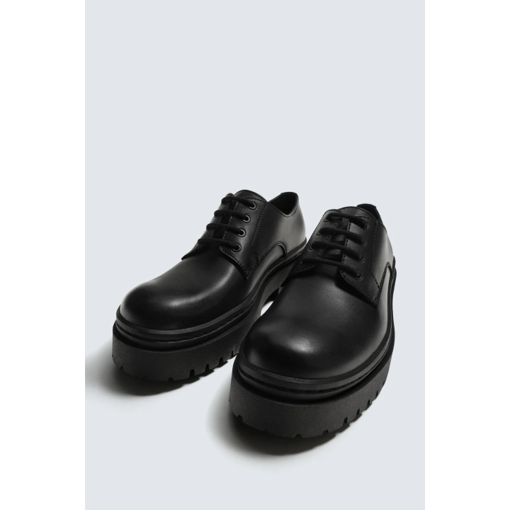 ТУФЛИ НА ОБЪЕМНОЙ ПОДОШВЕ