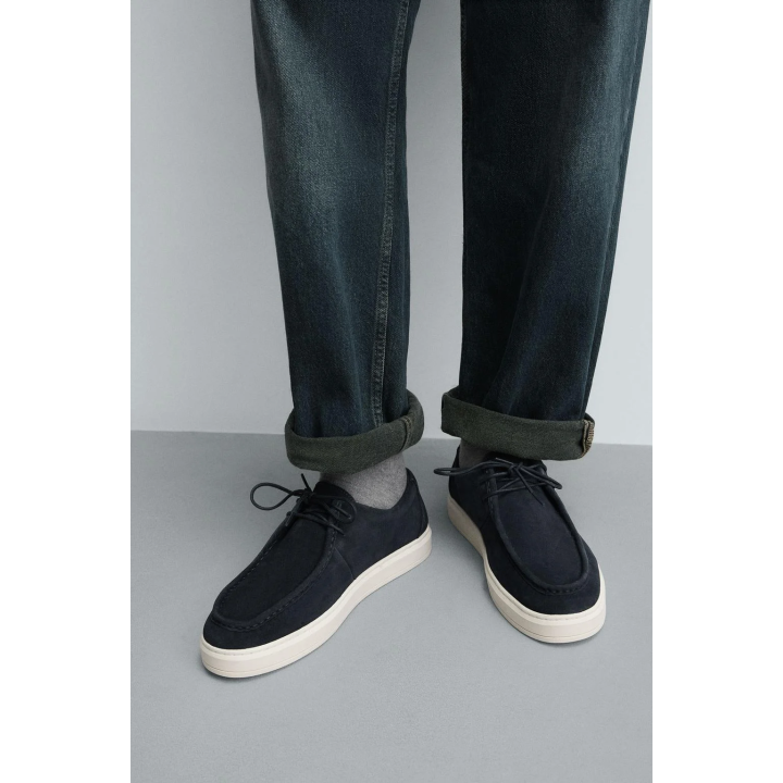 КОЖАНЫЕ ТУФЛИ В ПОВСЕДНЕВНОМ СТИЛЕ