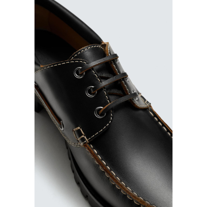 КОЖАНЫЕ ТОПСАЙДЕРЫ