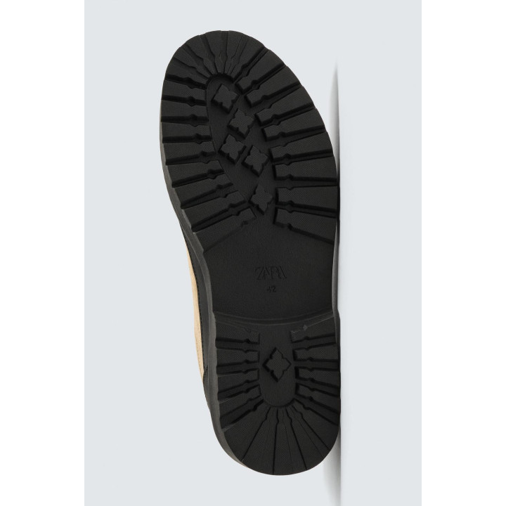 КОЖАНЫЕ ТУФЛИ В КОНТРАСТНОМ ИСПОЛНЕНИИ