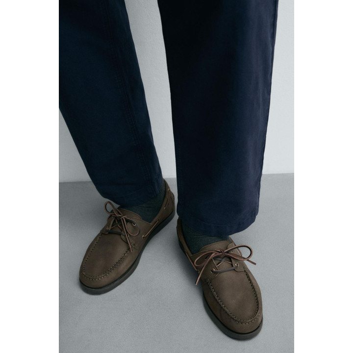 КОЖАНЫЕ ТОПСАЙДЕРЫ