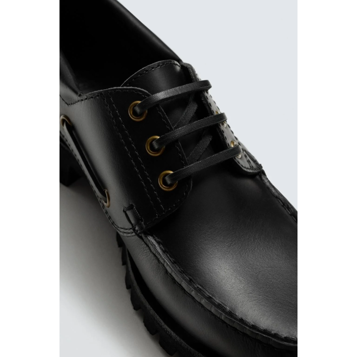 Кожаные палубные туфли