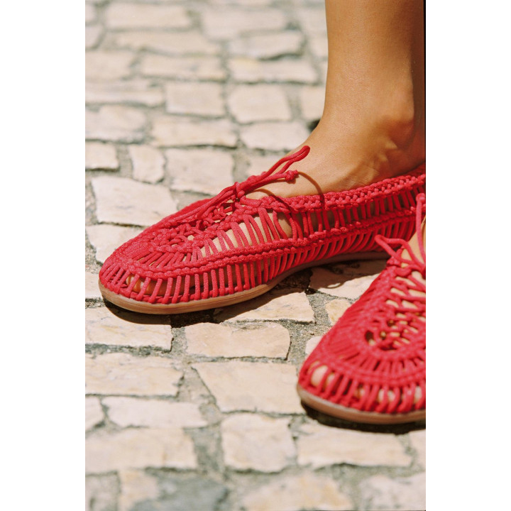 ПЛЕТЕНЫЕ ТУФЛИ НА ШНУРОВКЕ