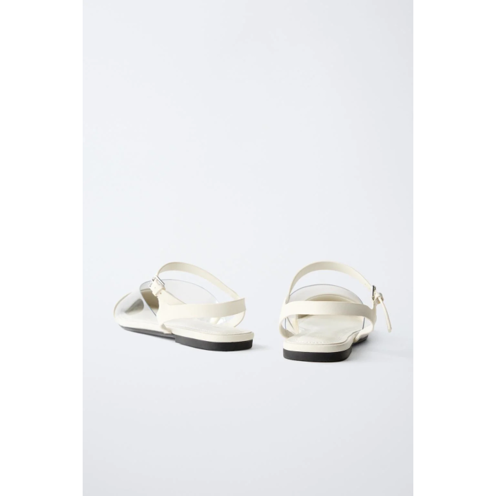 Туфли на ремешке из винила