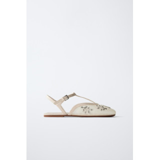 Туфли балетки на плоской подошве с вышивкой