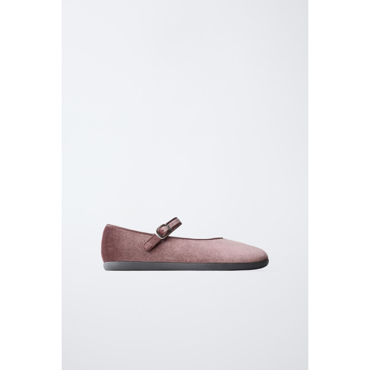 БАРХАТНЫЕ БАЛЕТКИ