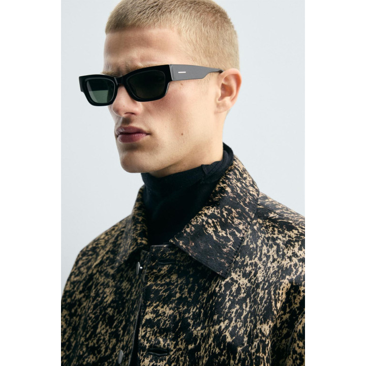 КОЖАНАЯ КУРТКА С МЕХОВЫМ ПРИНТОМ