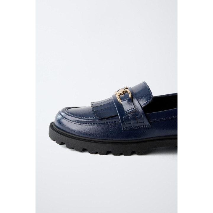 ЛОФЕРЫ С БАХРОМОЙ