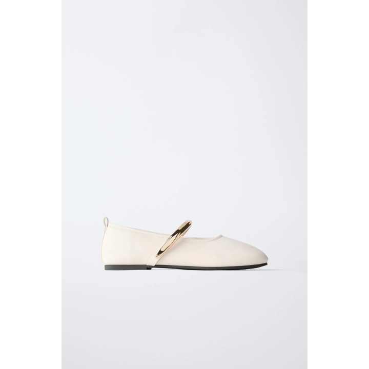 БАЛЕТКИ С МЕТАЛЛИЧЕСКИМ РЕМЕШКОМ