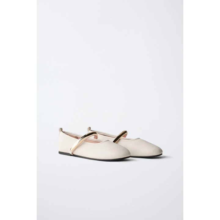 БАЛЕТКИ С МЕТАЛЛИЧЕСКИМ РЕМЕШКОМ