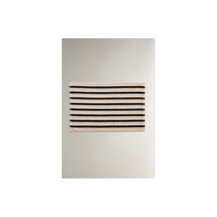 GEOMETRIC JACQUARD BATH MAT