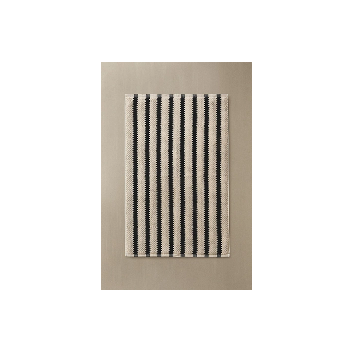 GEOMETRIC JACQUARD BATH MAT