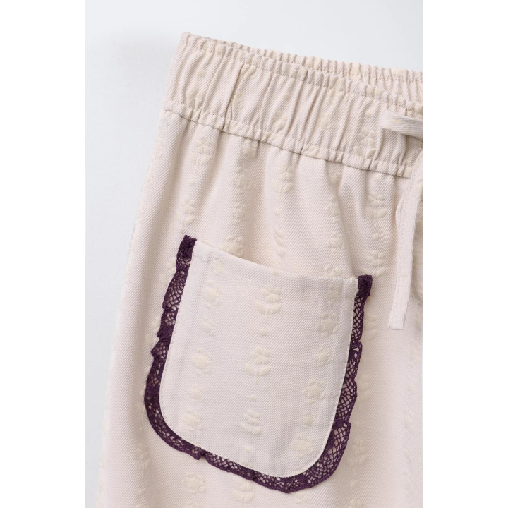 ПРЯМЫЕ БРЮКИ С ЦВЕТОЧНЫМ ПРИНТОМ И КРУЖЕВНОЙ ОТДЕЛКОЙ