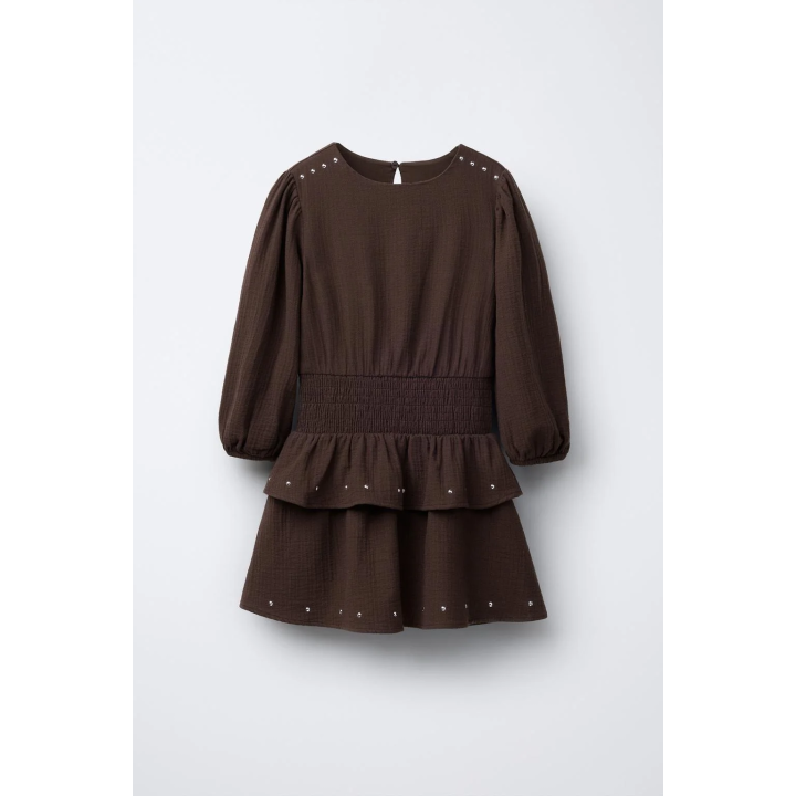 ПЛАТЬЕ С ВОЛАНАМИ И ЗАКЛЕПКАМИ