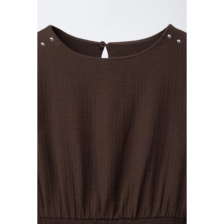 ПЛАТЬЕ С ВОЛАНАМИ И ЗАКЛЕПКАМИ