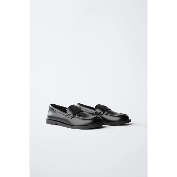 МОКАСИНЫ СО ЗВЕЗДОЙ