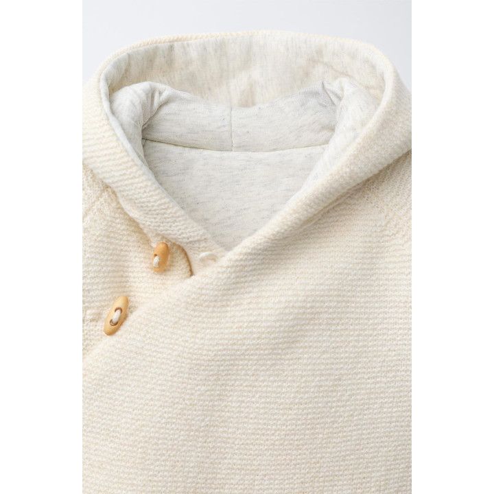 ПАЛЬТО С КАПЮШОНОМ И ЗАСТЕЖКАМИ-ТОГГЛ