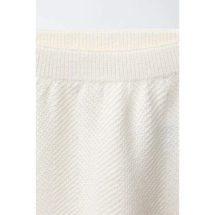 Набор вязаной кофты и брюк