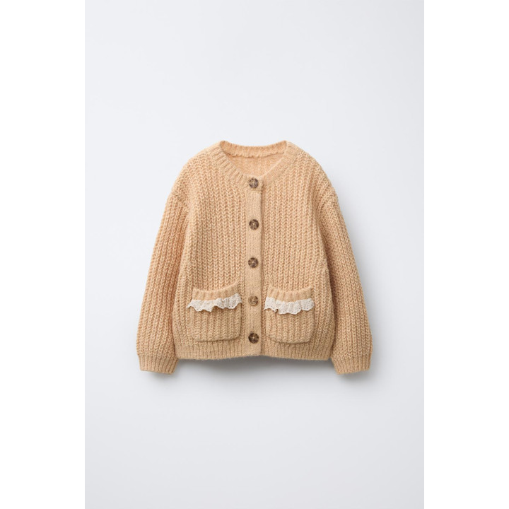 ВЯЗАНЫЙ КАРДИГАН С КРУЖЕВНЫМИ КАРМАНАМИ