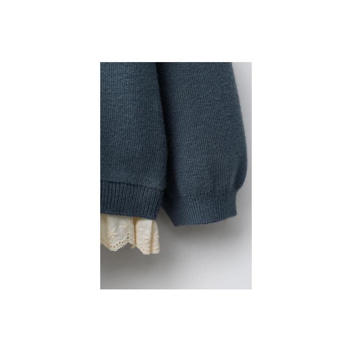 СВИТЕР С КРУЖЕВОМ И ВЫШИВКОЙ