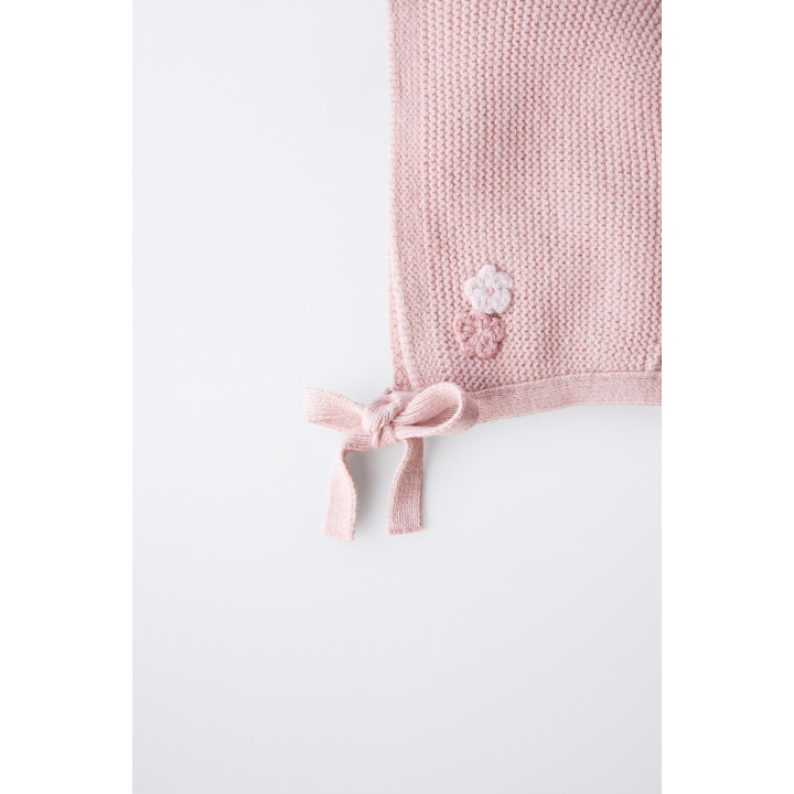 ТРИКОТАЖНЫЙ ЧЕПЧИК ВЯЗКИ ИНТЕРЛОК С ЦВЕТАМИ КРОШЕ