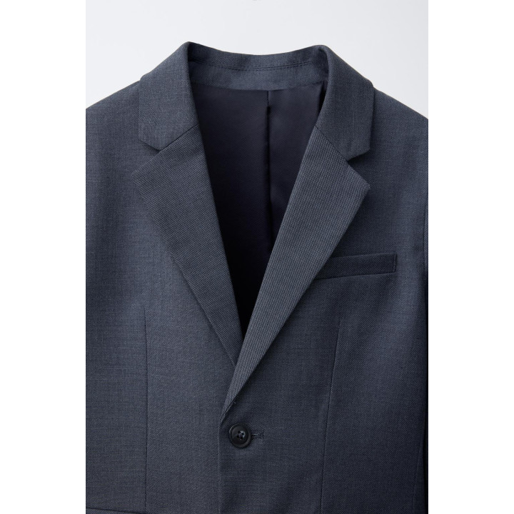 КОСТЮМНЫЙ БЛЕЙЗЕР ИЗ РЕЛЬЕФНОЙ ТКАНИ