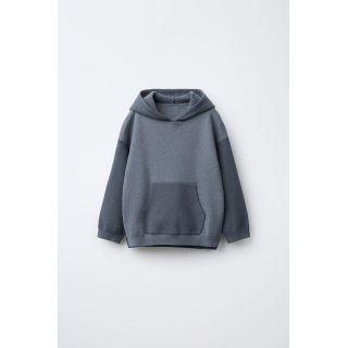 ТРИКОТАЖНЫЙ ДЖЕМПЕР С КАПЮШОНОМ