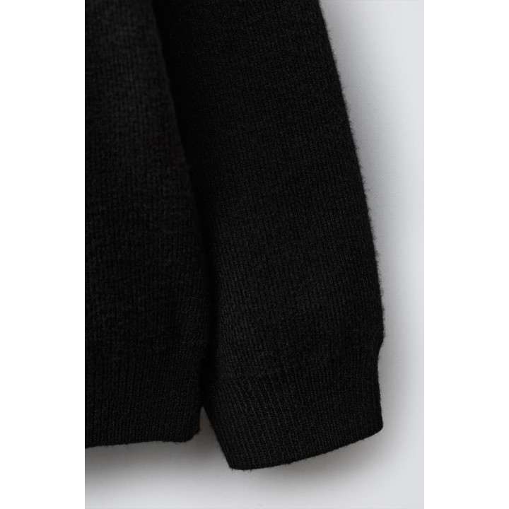 ТРИКОТАЖНАЯ ТОЛСТОВКА С КАПЮШОНОМ