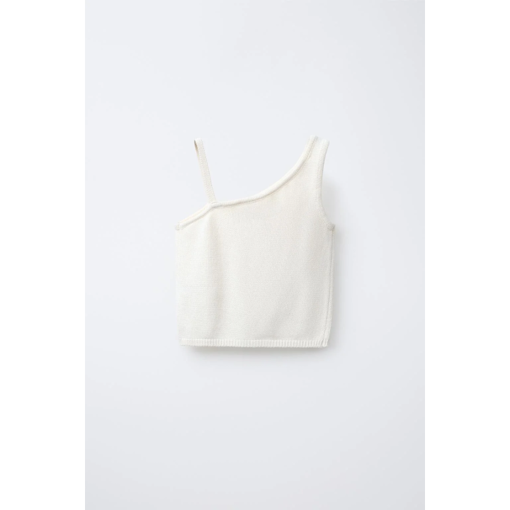 ТРИКОТАЖНЫЙ ТОП С АСИММЕТРИЧНЫМ ВЫРЕЗОМ И БУСИНАМИ