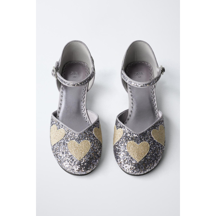 ТУФЛИ НА КАБЛУКЕ С БЛЁСТКАМИ И СЕРДЕЧКАМИ