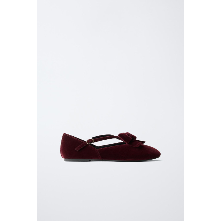 Туфли с бархатным бантом