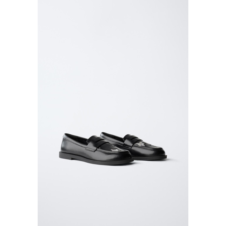 ЛОФЕРЫ С БЛЕСТЯЩИМИ ЗВЕЗДАМИ