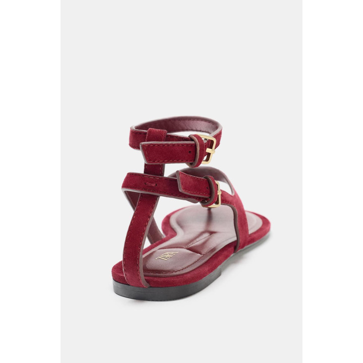 ПЛОСКИЕ САНДАЛИИ С ПЕРЕМЫЧКОЙ ДЛЯ ПАЛЬЦА ИЗ СПИЛКА