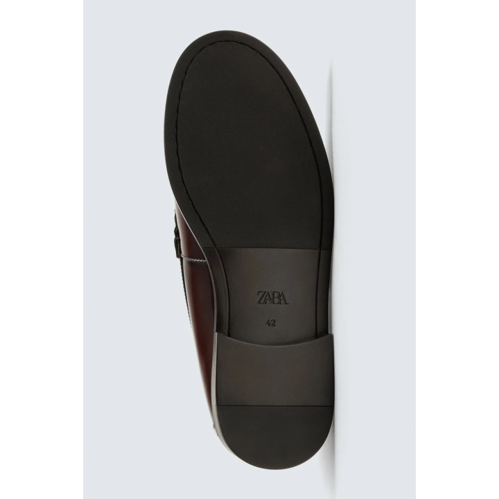 КОЖАНЫЕ ЛОФЕРЫ С ПЛАНКОЙ