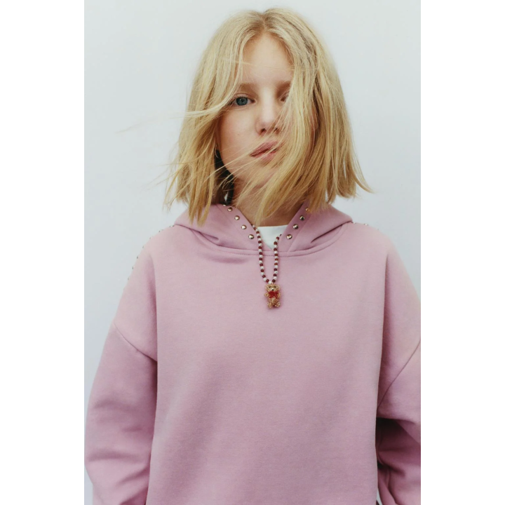 ХУДИ С ЗАКЛЕПКАМИ