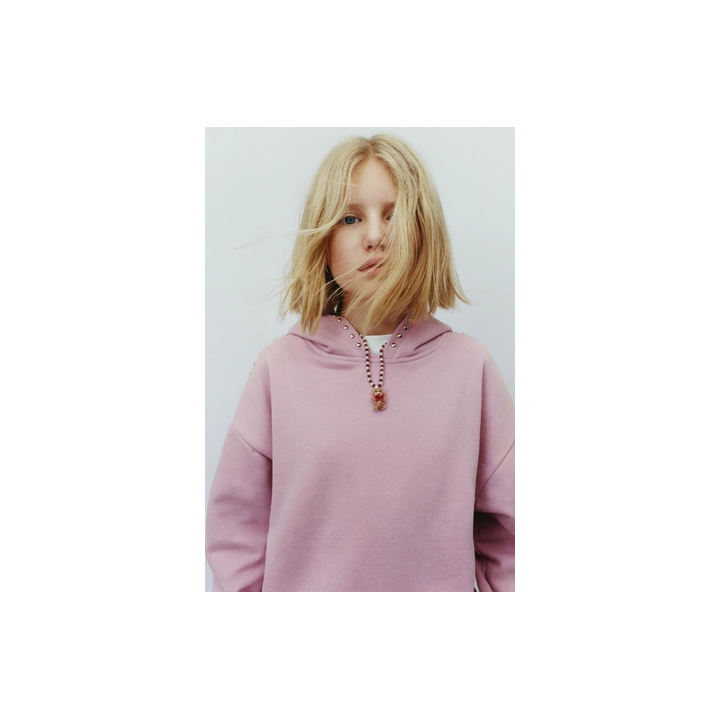 ХУДИ С ЗАКЛЕПКАМИ