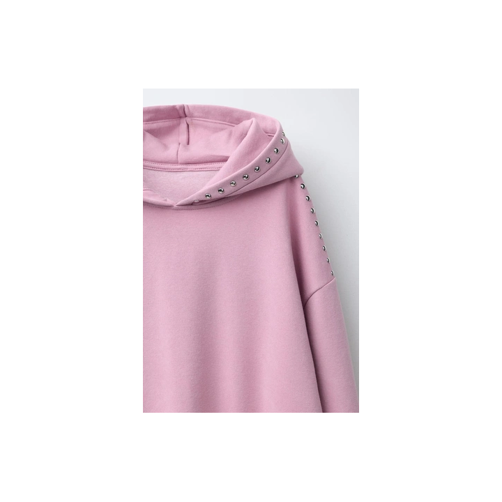 ХУДИ С ЗАКЛЕПКАМИ