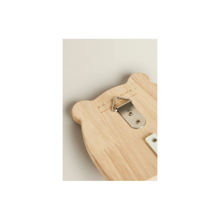 CHILDREN'S BEAR HOOK