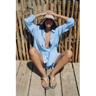 КОЖАНЫЕ САНДАЛИИ С РЕМЕШКОМ И ПРЯЖКОЙ