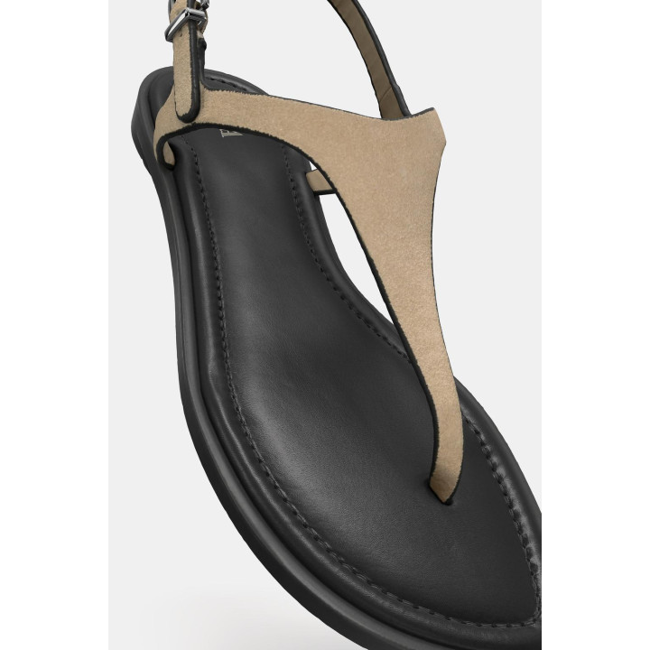 КОЖАНЫЕ САНДАЛИИ С РЕМЕШКОМ И ПРЯЖКОЙ