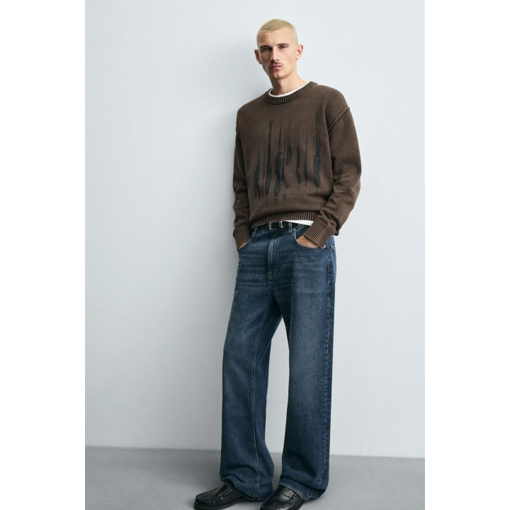 СВИТЕР С ПРИНТОМ И ЭФФЕКТОМ ПОТЕРТОСТИ