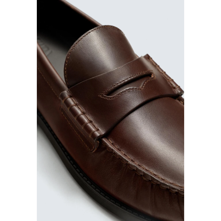 КОЖАНЫЕ ЛОФЕРЫ С ПЛАНКОЙ