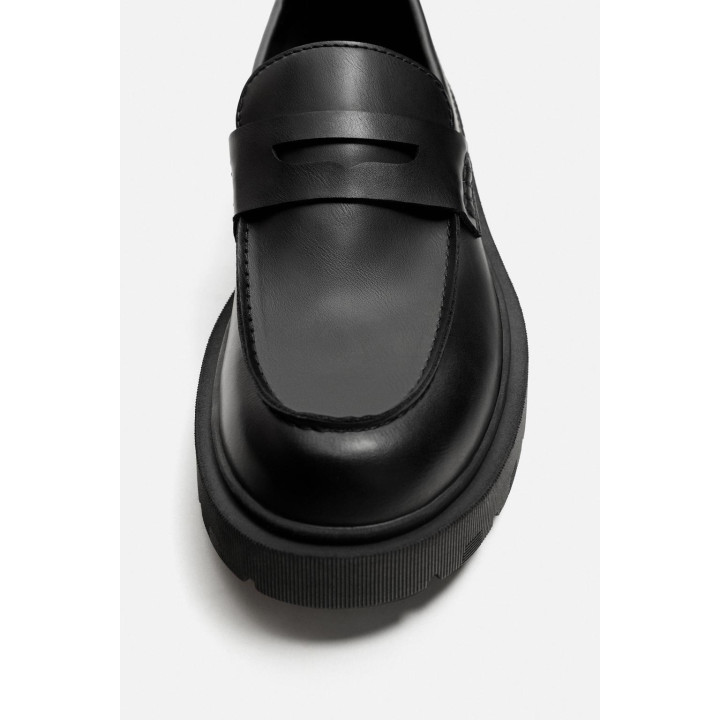 Толстосолейные мокасины