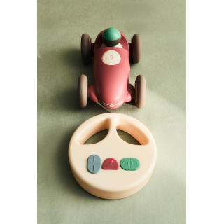 Детская игрушка автомобиль на пульте управления