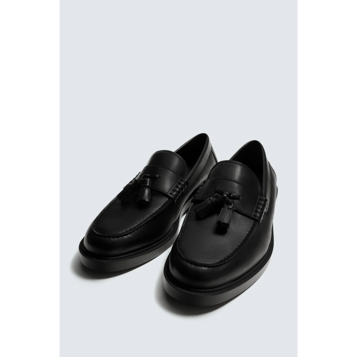 СТРОГИЕ ЛОФЕРЫ С ПЛАНКОЙ