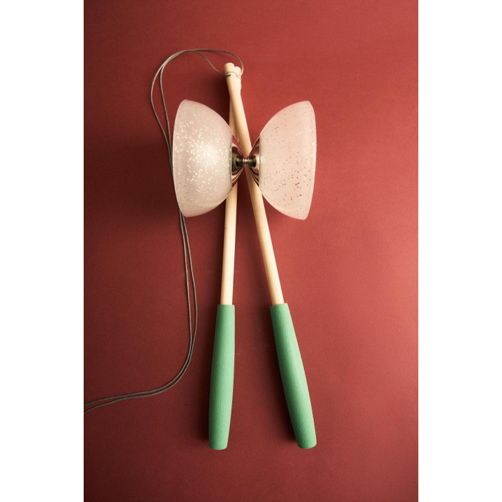 Детская игрушка для диаболо