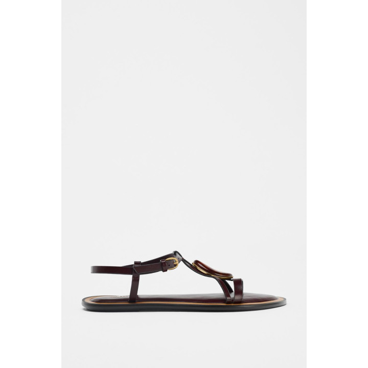 САНДАЛИИ С МЕТАЛЛИЧЕСКОЙ АППЛИКАЦИЕЙ