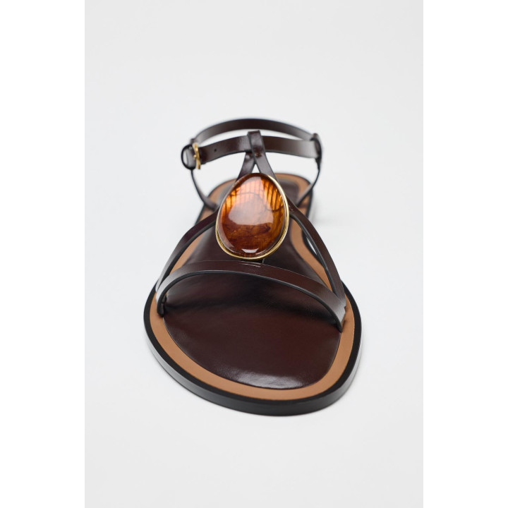 САНДАЛИИ С МЕТАЛЛИЧЕСКОЙ АППЛИКАЦИЕЙ