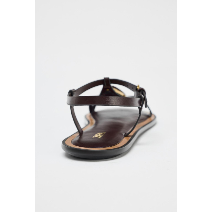 САНДАЛИИ С МЕТАЛЛИЧЕСКОЙ АППЛИКАЦИЕЙ