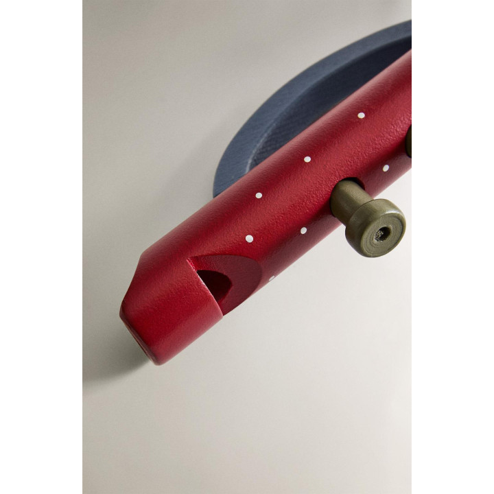 Детская рождественская игрушечная труба